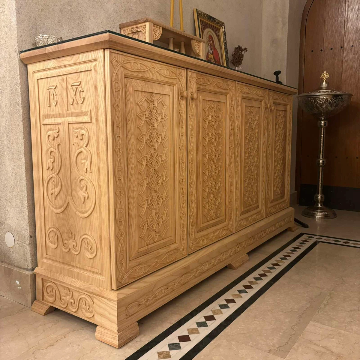 Црквени намештај по наруџбини